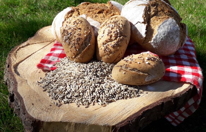 maura z'starzing familie hausjell produkte frisches brot